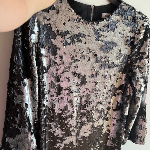 NWT Elizabeth & James Sparkly Silver & Black Cam Sequin Dress - Size L - Picture 3 of 7